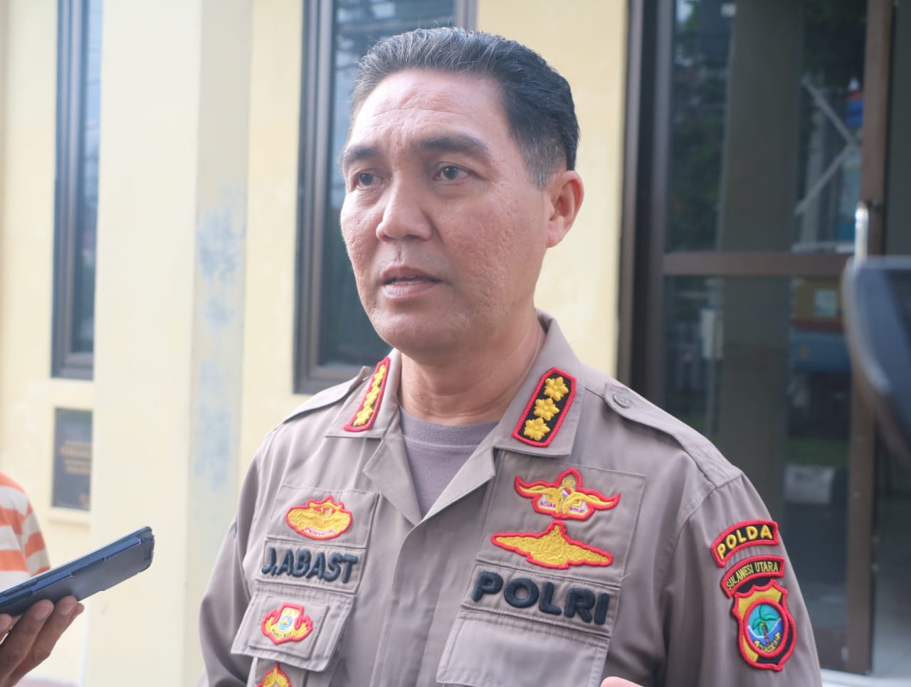 Kabid Humas Polda Sulut, Kombes Pol Jules Abraham Abast.
