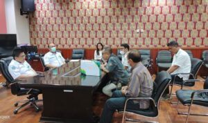 KAP serahkan Hasil Audit Keuangan RSUP Kandou Tahun 2022