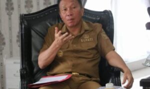 Bupati Minahasa Selatan  Franky Donny Wongkar, SH