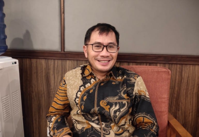 Dosen Fisip Unsrat Ferry Daud Liando