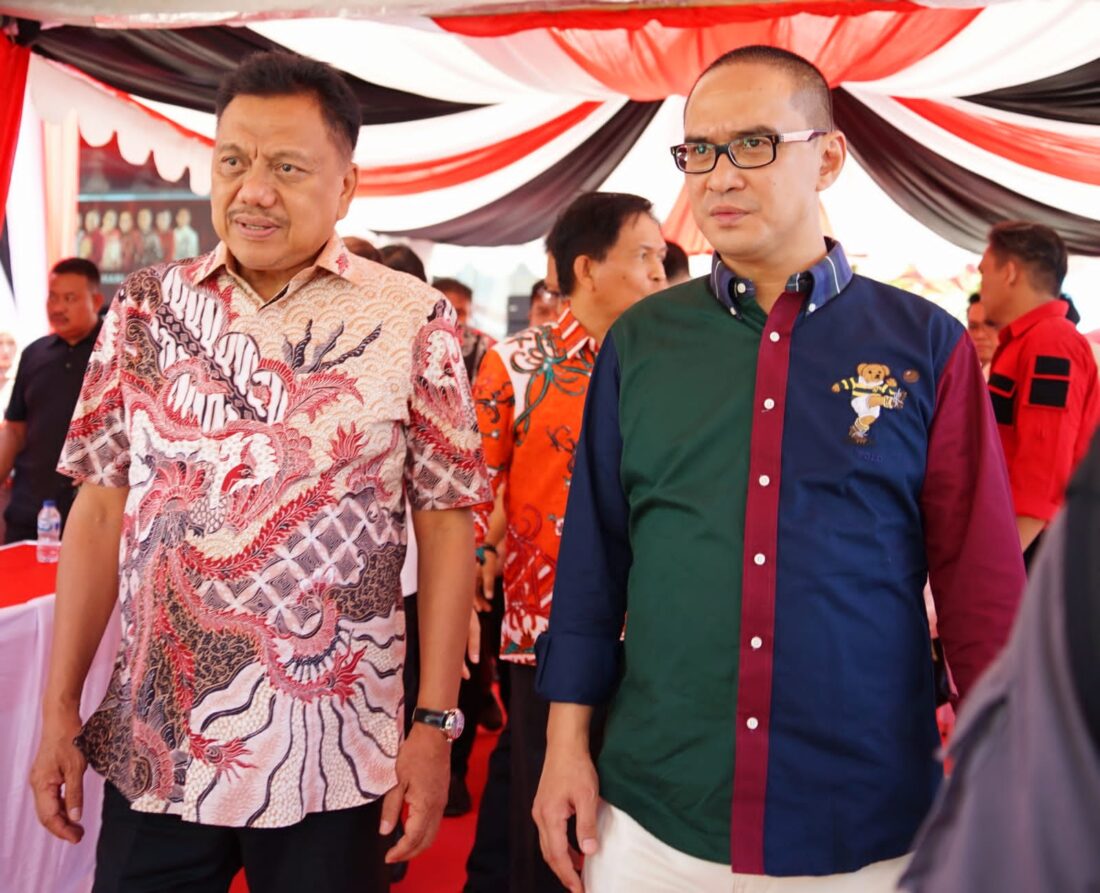 Kakanwil Ronald Lumbuun Hadiri HUT Bank SulutGo