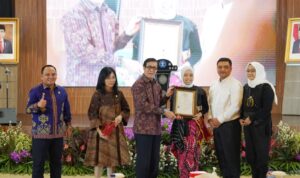 Menkumham Yasonna Berikan Apresiasi pada Putri Ariani