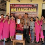 Kapolres Minsel Anjangsana ke Rumah Purnawirawan dan Personel Sakit Menahun