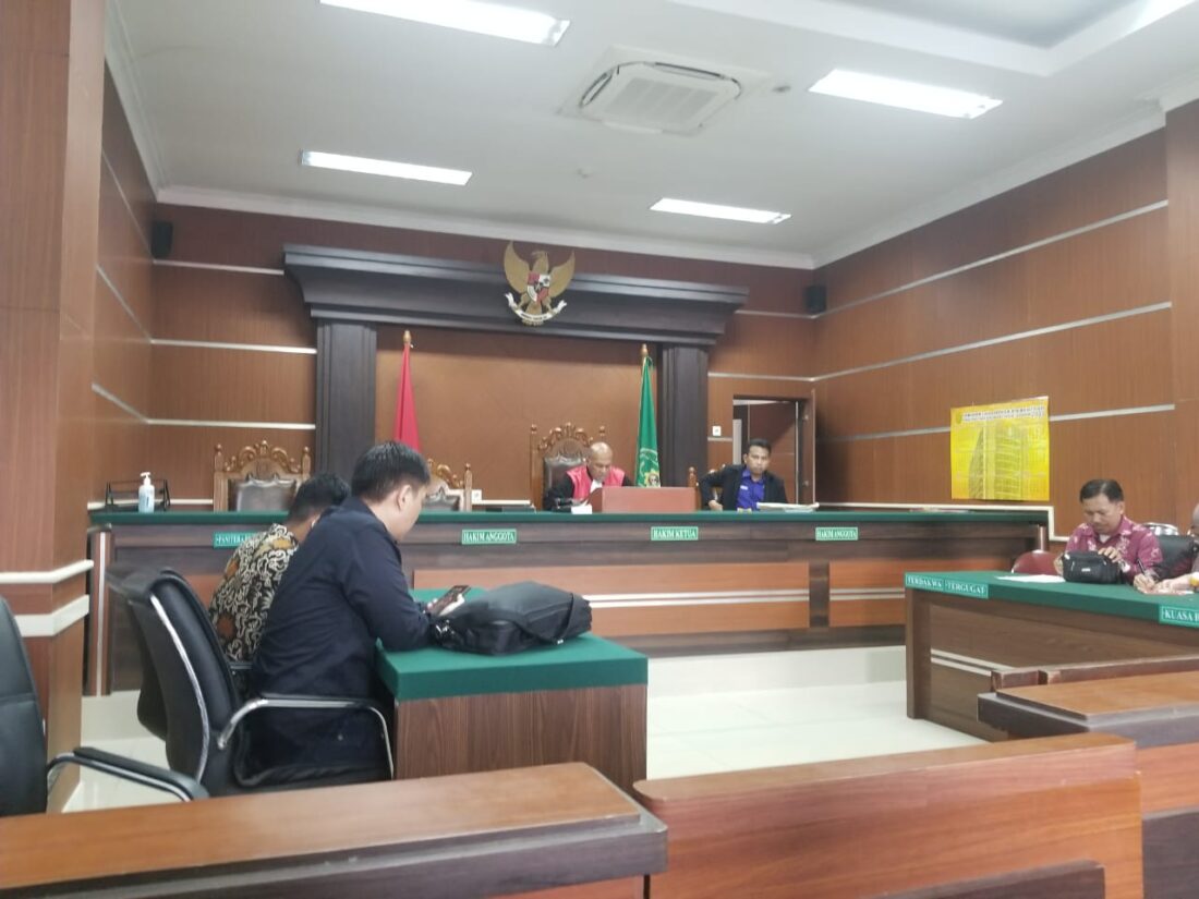 Tampak suasana sidang di PN Manado.