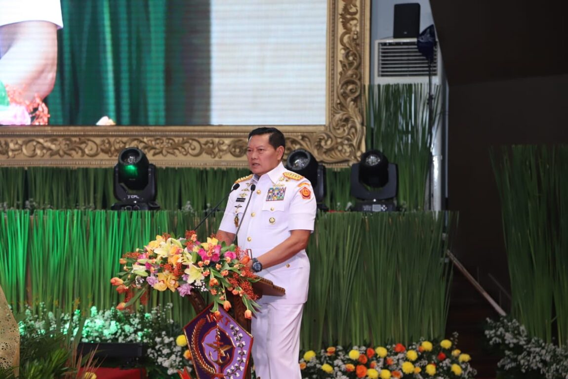 Panglima TNI Panglima TNI Laksamana TNI Yudo Margono S.E., M.M.,