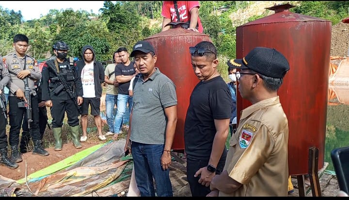 Pengumuman barang bukti yang ada di lokasi Tambang 