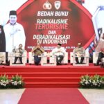 Asisten Kapolri bidang Sumber Daya Manusia (As SDM) Prof. Dr. Dedi Prasetyo M.Hum, M.Si, M.M, membedah buku berjudul Radikalisme Terorisme dan Deradikalisasi di Indonesia.