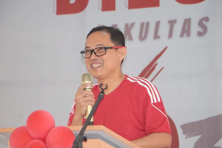 Rektor Unsrat Prof. Dr. Ir. Oktovian Berty Alexander Sompie, M.Eng. ASEAN Eng, IPU saat menyampaikan sambutannya (Foto : Dok. Unsrat)