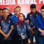 Puluhan pemimpin redaksi media massa, Divisi Humas Polri, dan Dewan Pers menggelar deklarasi pemilu damai. Deklarasi Kawal Pemilu Damai 2024 ini menjadi komitmen bersama sebagai bentuk sinergitas menghadapi pesta demokrasi.