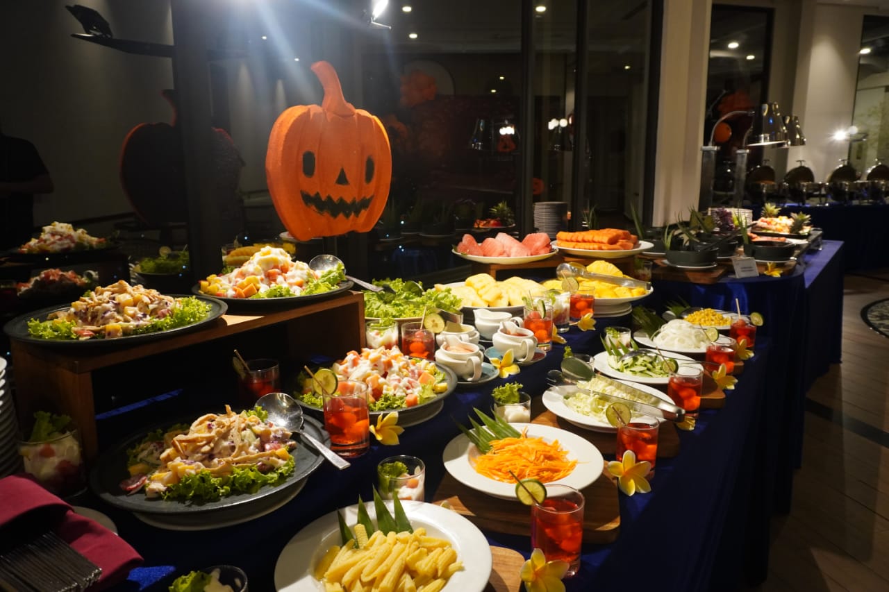 Halloween Night BBQ Dinner di Luwansa Hotel Manado 27 Oktober 2023
