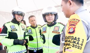 Direktur Utama Jasa Raharja, Rivan A. Purwantono, bersama Kakorlantas Polri Irjen Pol. Firman Shantyabudi, dan Dirgakkum Korlantas Polri Brigjen Pol. Aan Suhanan, melakukan pengecekan kesiapan pengamanan dan kelancaran gelaran Pertamina MotoGP Mandalika yang berlangsung mulai 13-15 Oktober.