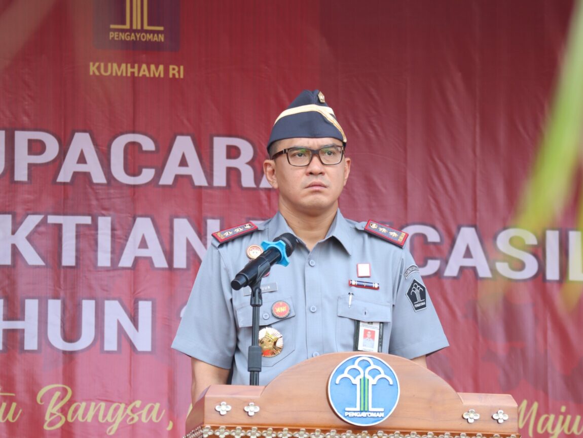 Kepala Kantor Wilayah Ronald Lumbuun