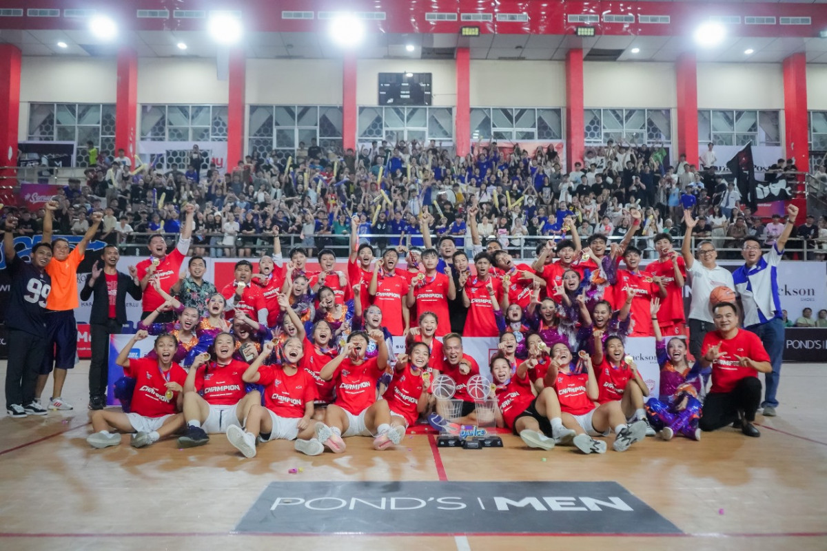 Kesatria Benzar (SMA Eben Haezar Manado) berhasil mengawinkan gelar juara Honda DBL with Kopi Good Day 2023 North Sulawesi Series.