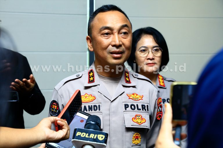 Kepala Divisi Humas Polri Irjen Sandi Nugroho