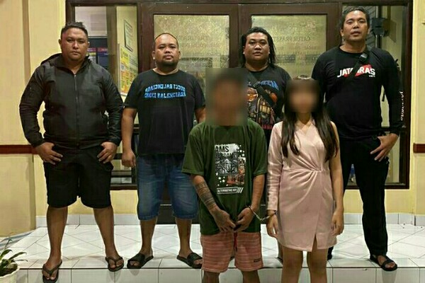 im Resmob Polsek Aertembaga bersama Tim Resmob Polres Bitung mengamankan 2 pelaku tindak pidana pencurian dengan modus prostitusi online atau michat.