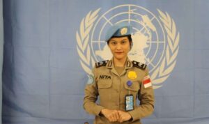 Briptu Renita Ismayanti meraih prestasi gemilang sebagai Petugas Polisi Wanita Terbaik versi Perserikatan Bangsa-Bangsa (PBB).