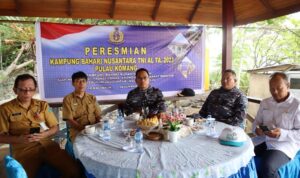 Kampung Bahari Nusantara TNI AL Tahun Anggaran 2023 Pulau Komang diresmikan Aspotmar Danlantamal VIII Kolonel Laut (P) Suryai, S.H., M. Tr. Hanla, mewakili Danlantamal VIII Laksamana Pertama TNI Nouldy J. Tangka, S.A.P., M.Tr.Opsla., CHRMP., berlokasi di Desa Kalinaun Kecamatan Likupang Kabupaten Minahasa Utara Senin (4/12).