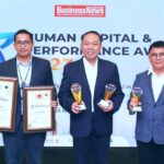 Jasa Raharja meraih penghargaan bergengsi dalam Human Capital & Performance Award 2023 yang diselenggarakan oleh Majalah BusinessNews Indonesia di Hotel Mulia, Senayan, Jakarta, pada Rabu (29/11/2023).
