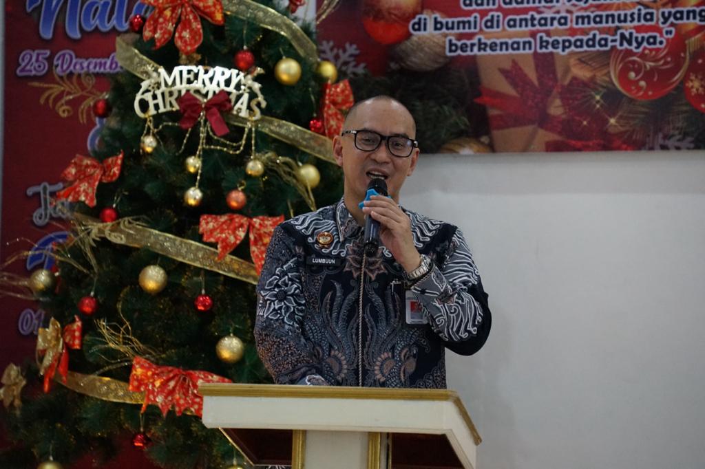 Kepala Kanwil Kemenkumham Sulut, Ronald Lumbuun, memberikan sambutan