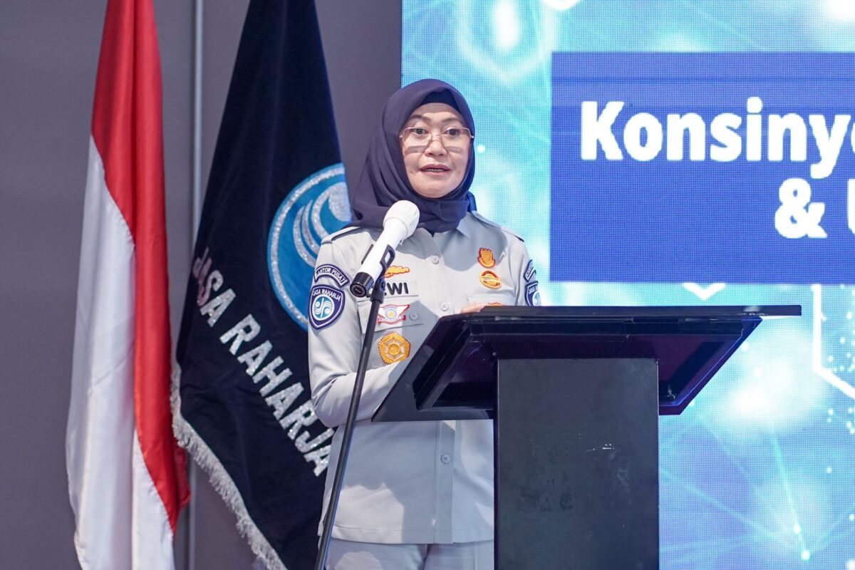 Direktur Operasional Jasa Raharja Dewi Aryani Suzana