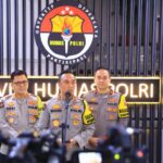 Handphone milik pria berinisial AWK (23), pelaku pengancaman penembakan kepada calon presiden nomor urut 1 disita Polisi.