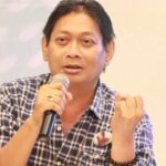 Peneliti senior dari Badan Riset dan Inovasi Nasional (BRIN) Profesor Hermawan Sulistyo memberikan apresiasi kepada Polri