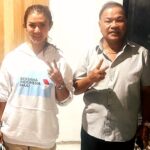 Kunjungi, Sekretaris Pribadi (Sespri) Calon Presiden Prabowo Subianto Annete Liana Dewi kunjungi kediaman Ronny Lumowa S.Sos M.Si. di Remboken Kabupaten Minahasa. Kamis, (08/02/2024).