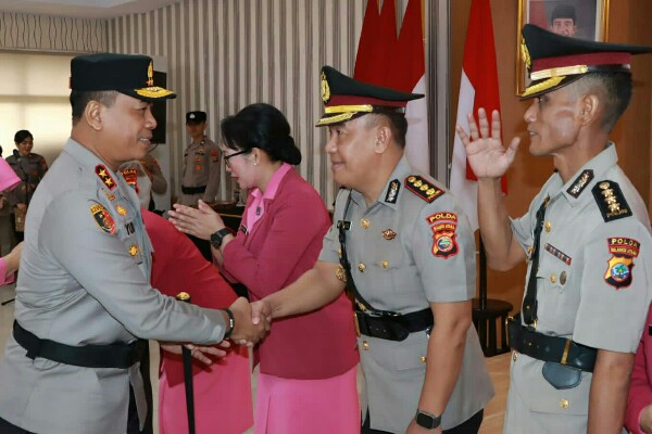 Dirreskrimsus Berganti, Berikut Daftar Pejabat yang Diserahterimakan Kapolda Sulut