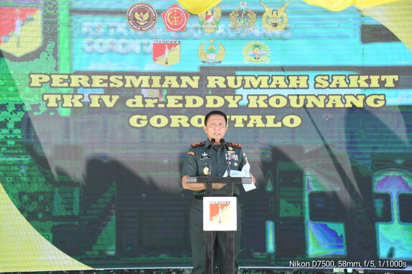 Jokowi Resmikan RS TK. IV DR Eddy Kounang di Gorontalo disaksikan Pangdam XIII/Merdeka Mayjen TNI Legowo W.R. Jatmiko