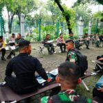 Kapolri Jenderal Pol. Listyo Sigit Prabowo dan Panglima TNI Jenderal Agus Subiyanto menunjukkan apresiasi mereka kepada personel gabungan TNI-Polri yang bertugas mengamankan Pemilu 2024. Hal ini ditunjukkan dengan makan siang bersama di Lapangan Silang Monas, Jakarta Pusat pada hari Rabu (14/5).