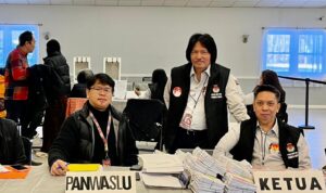 Stevi Nangon bersama KPPLN (KPU)