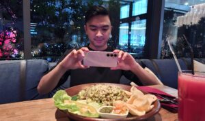 Anti Ribet! Capture Buka Puasa-mu dengan Nightography di Galaxy A35 5G