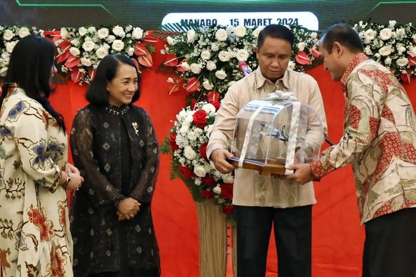 Lepas Sambut Pangdam XIII/Mdk Dihadiri Danlanudsri