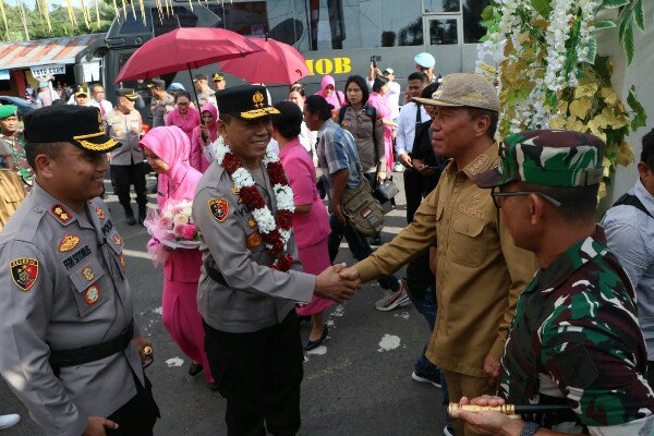 Giat Kapolda Sulut di Polres Minsel, Resmikan Masjid Al-Kahfi, Serahkan Bansos hingga Buka Puasa Bersama