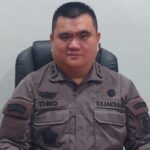 Kasi Penkum Theodorus Rumampuk, SH.MH