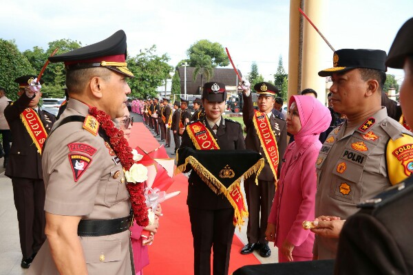 Purna Tugas, Irjen Pol Jan de Fretes Resmi Serahkan Jabatan Wakapolda Sulut