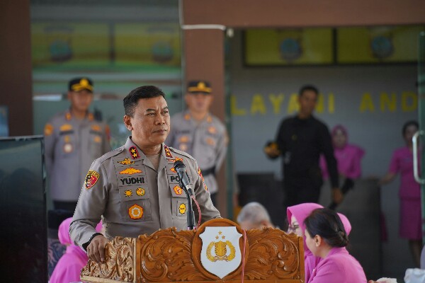  Kapolda Sulawesi Utara Irjen Pol Yudhiawan melaksanakan kunjungan kerja ke wilayah hukum Polres Bolaang Mongondow Selatan (Bolsel), Sabtu (27/4/2024) pagi.