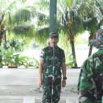 Pangdam XIII/Merdeka Mayjen TNI Candra Wijaya, memimpin Apel Pemberangkatan Satuan Tugas Penanggulangan Bencana Alam (Satgas Gulbencal) Kepulauan Sitaro Sulawesi Utara, di Makodam Jl. 14 Februari, Teling Atas, Kota Manado, Sulawesi Utara, Kamis (18/4/2024).