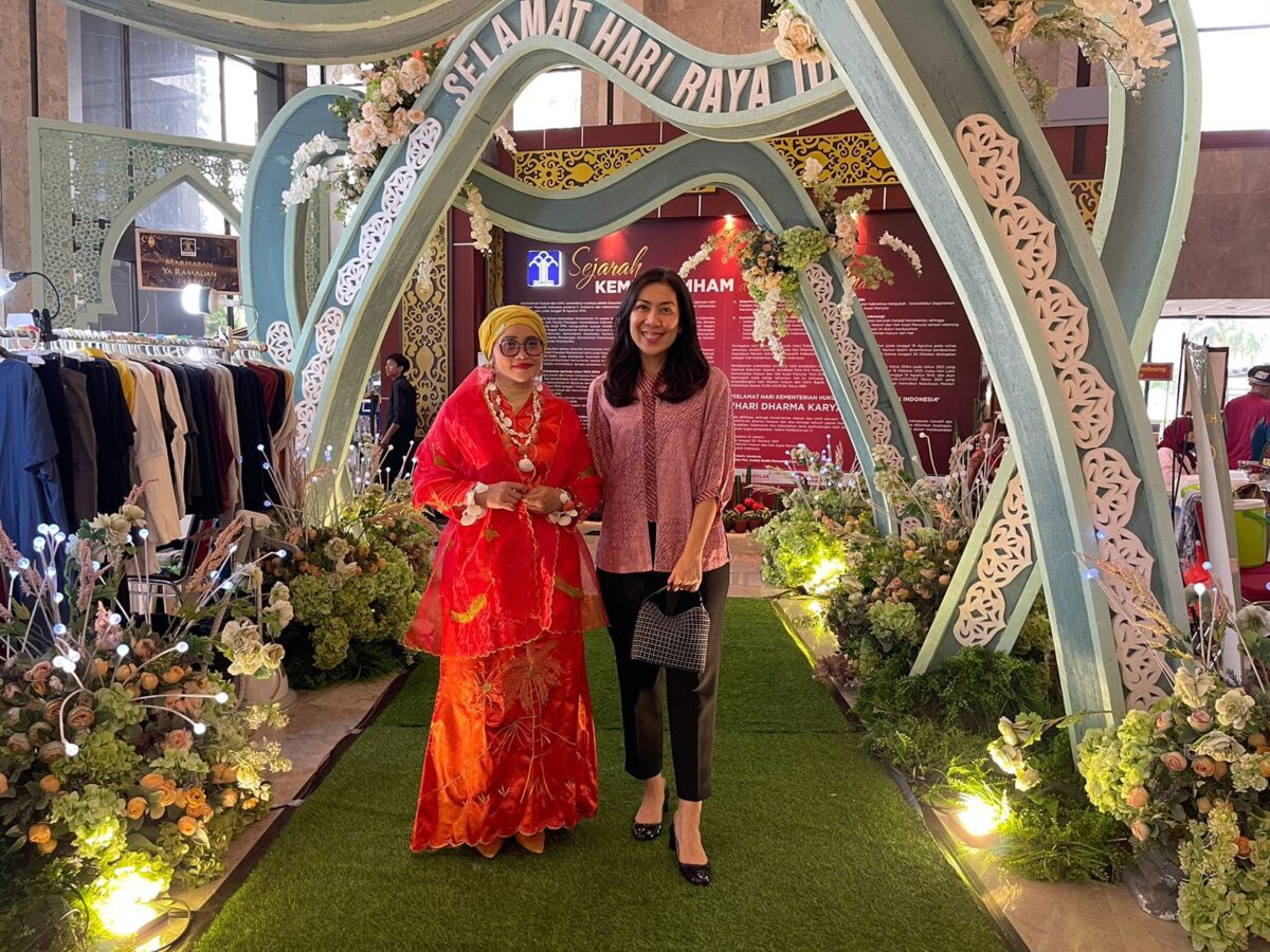 Fashion Show Bazar Ramadan 1445H Dimeriahkan DWP Kanwil Kumham Sulut