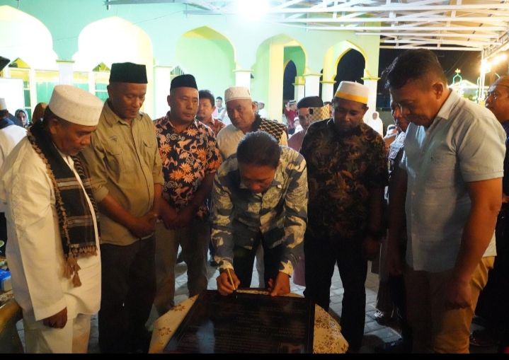 Pemerintah Desa Sapa Timur  menggelar festival hias Ramadhan dalam rangka menyambut hari kemenangan di bulan suci Ramadhan 1445 Hijriah Tahun 2024.