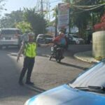 Satlantas Polresta Manado telah mengambil langkah serius dalam mempertahankan ketertiban lalu lintas di sejumlah titik penting di kota Manado dengan meluncurkan operasi yang diberi nama “Turjawali”.