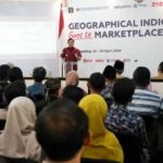 Direktur Merek dan Indikasi Geografis, Kurniaman Telaumbanua membuka rangkaian kegiatan Geographical Indication Goes to Marketplace yang menjadi program unggulan Direktorat Jenderal Kekayaan Intelektual (DJKI) Kementerian Hukum dan HAM di tahun 2024.