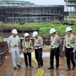 Direktur Utama Jasa Raharja, Rivan A. Purwantono, bersama Kakorlantas Polri Irjen. Pol. Dr. Drs. Aan Suhanan, M.Si., melakukan tinjauan kesiapan pengamanan dan pengawalan upacara HUT ke-79 RI yang akan dilaksanakan di Kawasan Ibu Kota Nusantara (IKN) pada 17 Agustus mendatang.