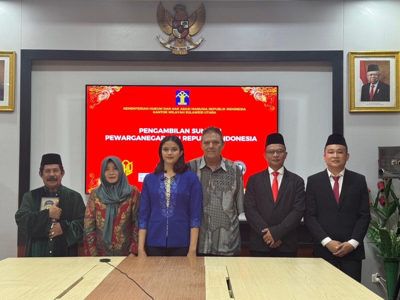 Kanwil Kumham Sulut Laksanakan Pengambilan Sumpah Pewarganegaraan RI