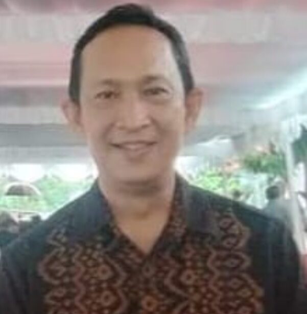 Kepala Bappelitbangda Kabupaten Minsel Brando Tampemawa