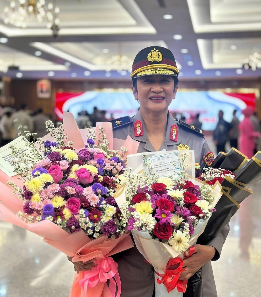 Kapolri Lantik Polwan Dokter Forensik Sumy Hastry Purwanti Naik Pangkat Brigjen