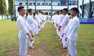 Personel Lanud Sam Ratulangi Latihan Bela Diri