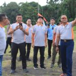 Sebagai upaya pembinaan atlet-atlet paralayang, Danlanud Sam Ratulangi Marsma TNI Ramot C.P. Sinaga, S.E., M.Han., resmi membuka Kejuaraan Paralayang Ketua Federasi Aero Sport Indonesia (FASI) Sulut Cup 2024 di Desa Tiwoho, Kecamatan Wori, Minahasa Utara, Sulawesi Utara. Rabu (17/7/2024).