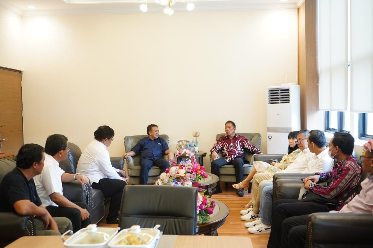 Rombongan Kementerian Koperasi dan UKM RI Kunjungi Pemkab Minsel