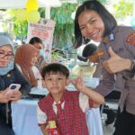 Biddokkes, Bidang Dokkes Polda Sulut bekerja sama dengan Dinas Kesehatan menggelar Pekan Imunisasi Nasional (PIN) Polio, di Poliklinik Polda Sulut, 29-30 Juli 2024.